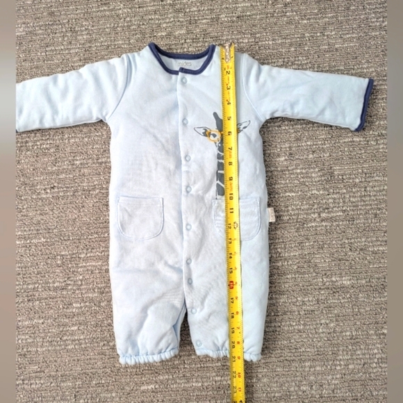 🎈Light Blue Quilted One Piece Outfit/Romper/Jumper/Sleeper (Size 9 Months) - Picture 8 of 15